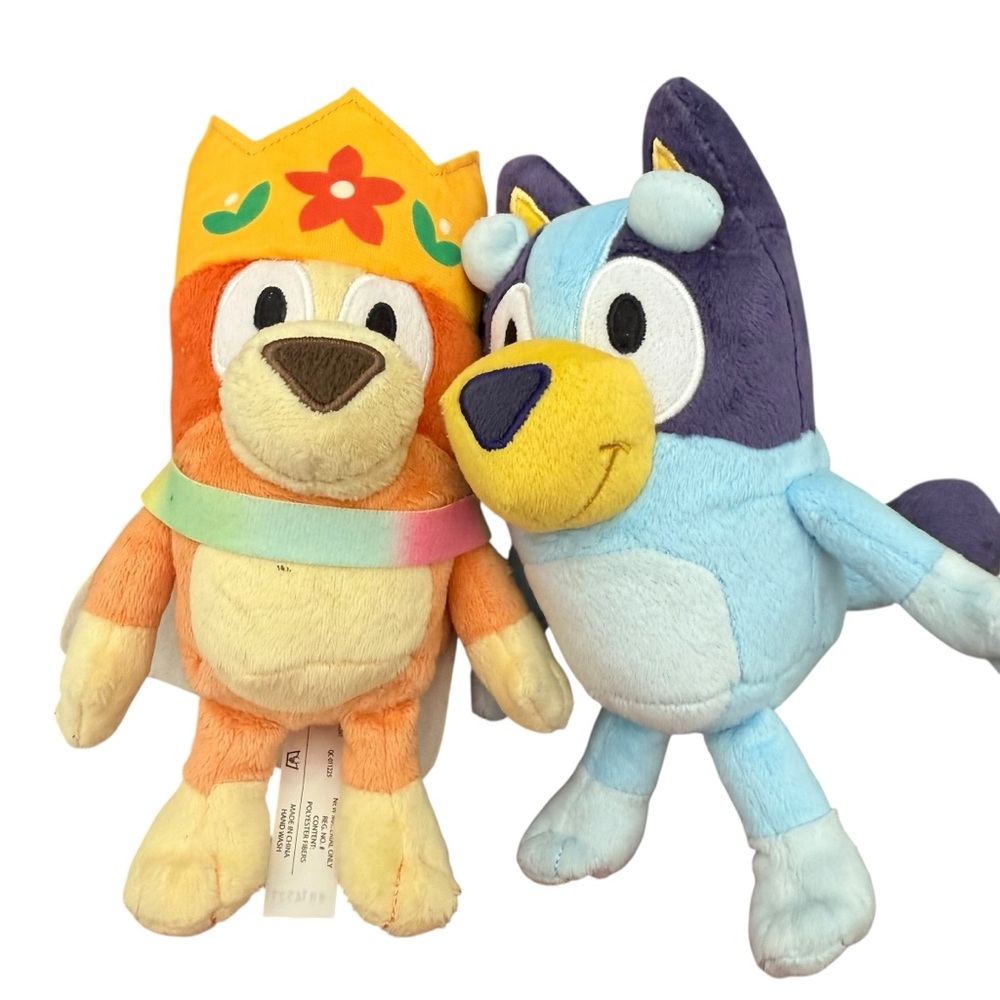 Bluey and Bingo Queen Bingo‎ Plush Toy Set Moose Toys 8 Inch Stuffed Animals